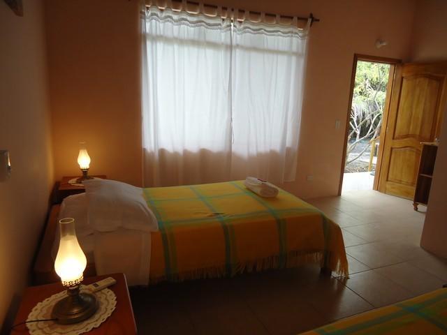 Cartago Bay Villa Puerto Villamil Room photo